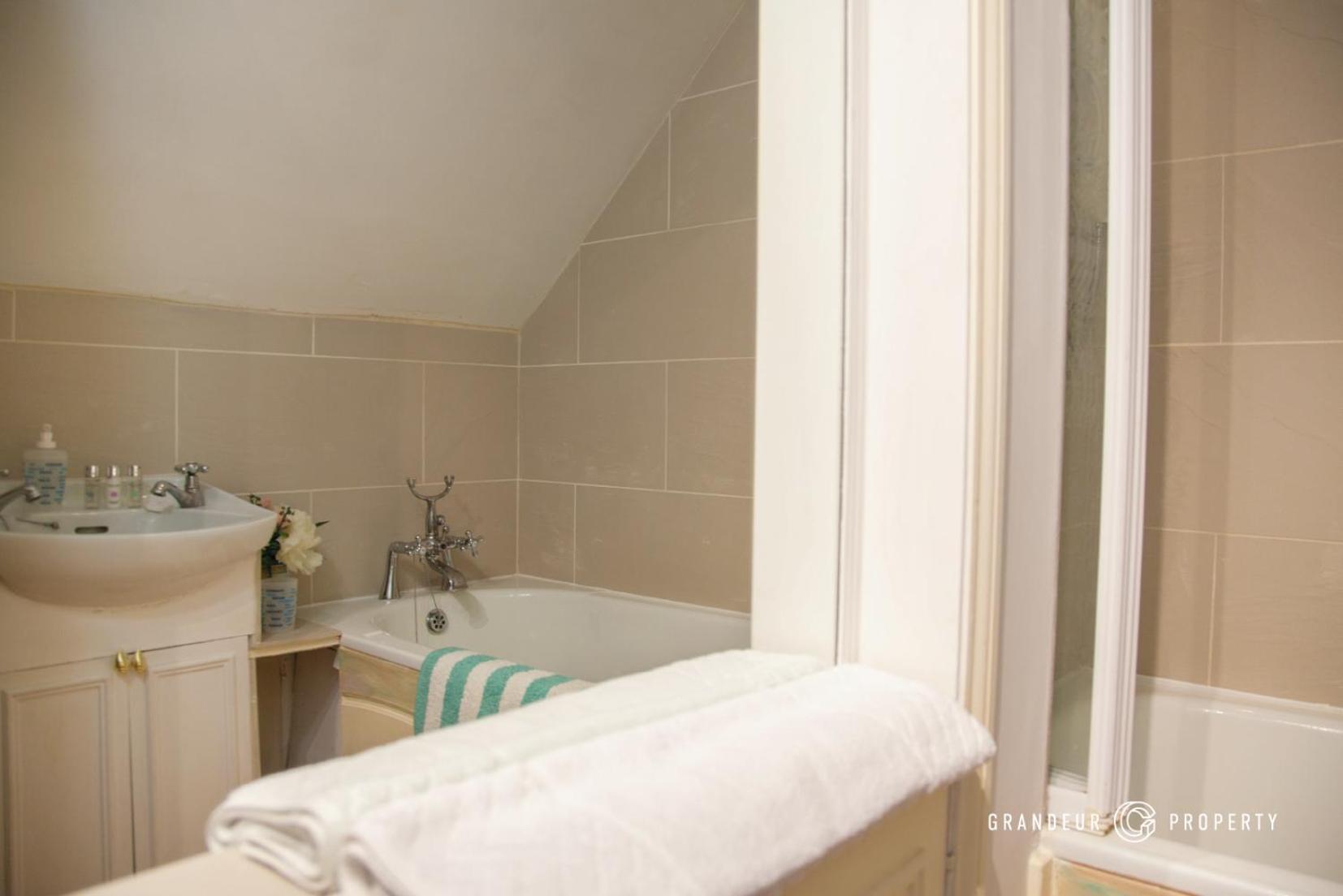 Sky View Suite By Grandeur Property Bournemouth Eksteriør bilde